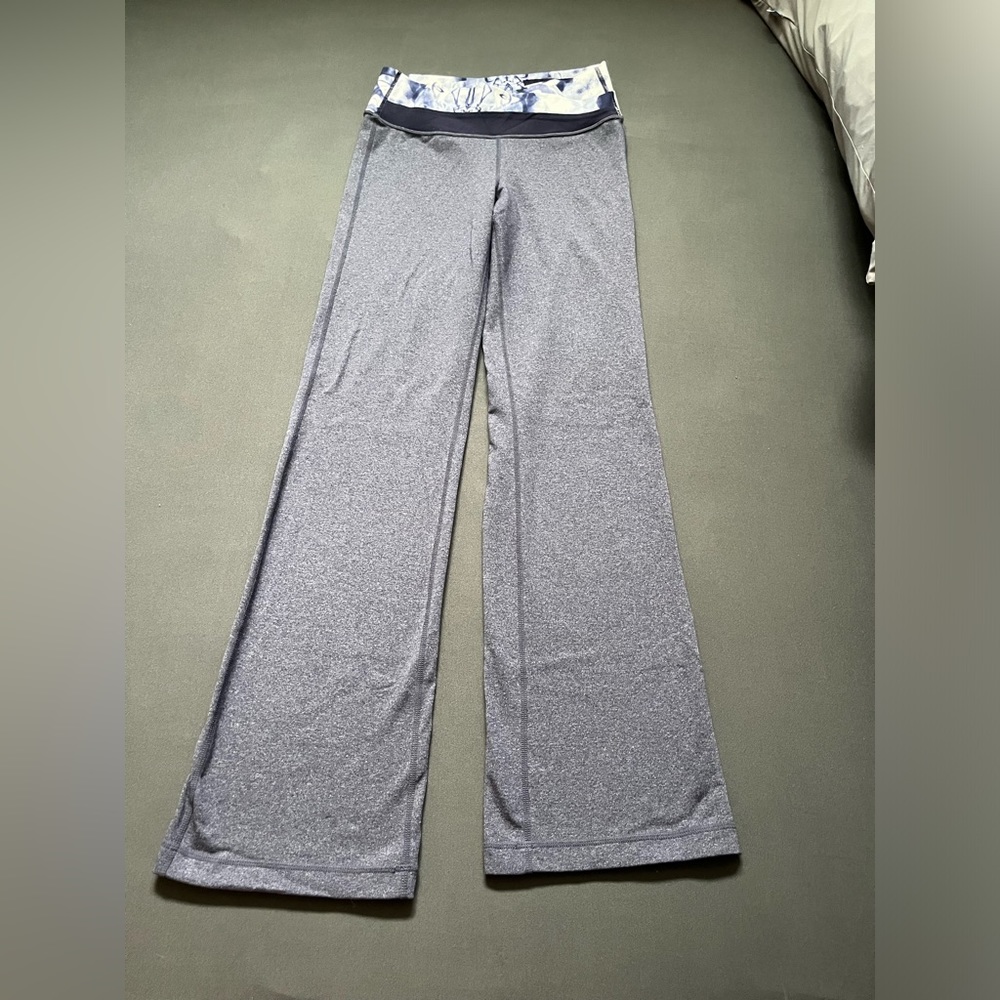 Purple Lululemon Astro Pants Size 6 Basically New